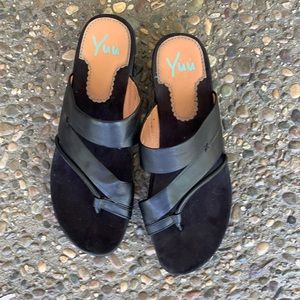 Yuu Sandals Black
